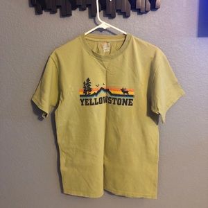 Vintage Style Yellowstone T-shirt